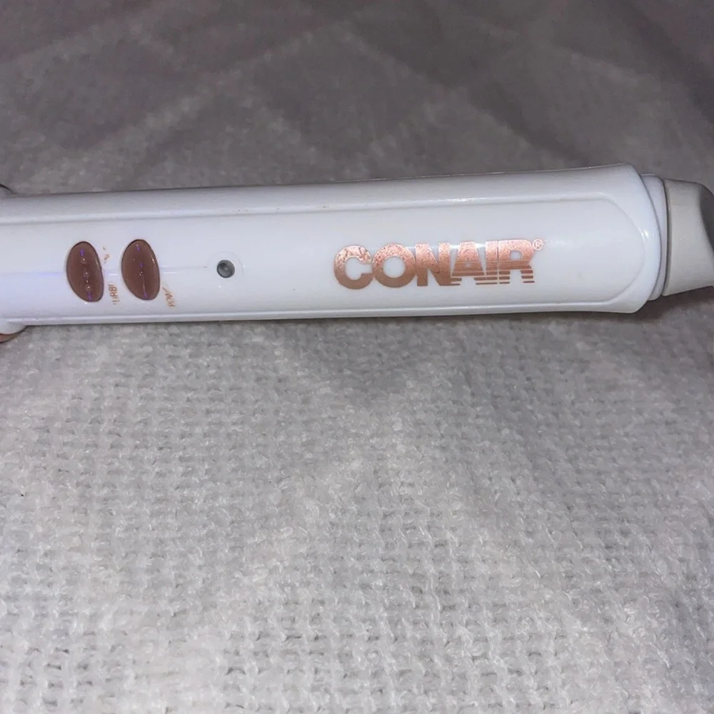 NIB Conair Double Ceramic Curling Iron - Picture 2 of 8